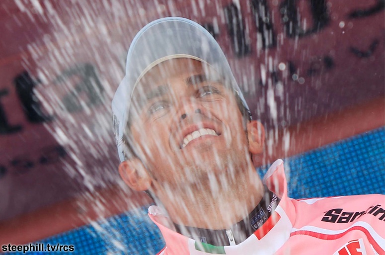 Alberto Contador erupted on the final of two ascents of Mount Etna and easily slipped into Pink before Monday's rest day